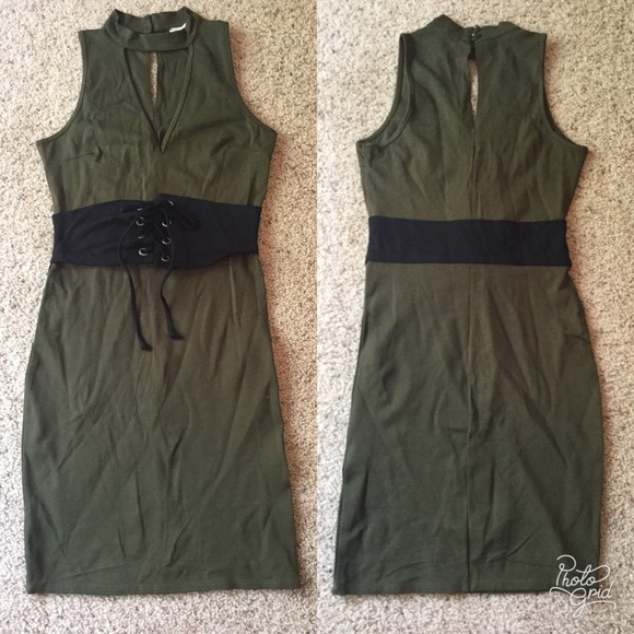 Charlotte Russe Dresses & Skirts - Charlotte Russe Body-Con